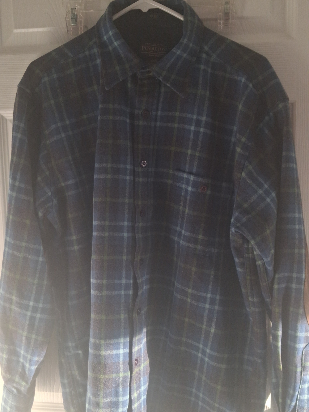 Pendleton Trail Shirt Mens Size Large Elbow Patch Blue Plaid 100% Virgin Wool